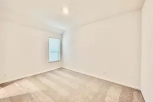 18330 Tiger Flowers Dr, Conroe, TX 77302 - Photo 15
