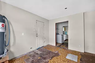 14031 Villagrove Dr, Houston, TX 77049 - Photo 15