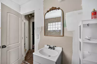 14031 Villagrove Drive, Houston, TX 77049 - Photo 31