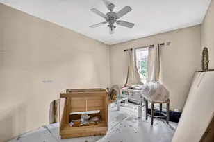 14031 Villagrove Dr, Houston, TX 77049 - Photo 11