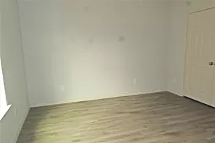 9907 Dipping Brk St, Houston, TX 77076 - Photo 7