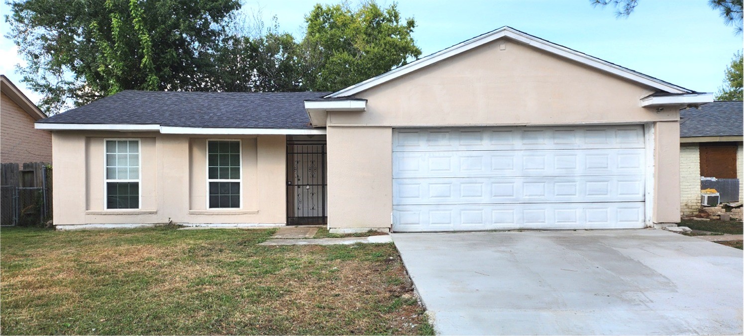 15829 Ridgeroe Ln, Houston, TX 77053 - MLS 41210381 - Coldwell Banker