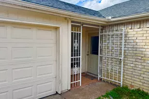 9622 Sandstone St, Houston, TX 77036 - Photo 3