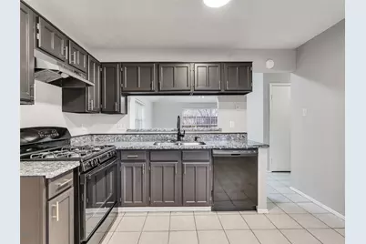 2226 Spring Dusk Lane, Spring, TX 77373 - Photo 9