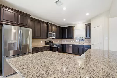 11306 Misty Willow Lane, Tomball, TX 77375 - Photo 9