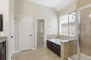 11306 Misty Willow Ln, Tomball, TX 77375 - Photo 17