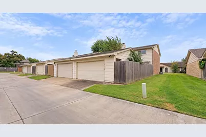 12829 Clarewood Drive, Houston, TX 77072 - Photo 3