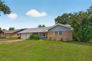 10418 Hazelhurst Dr, Houston, TX 77043 - Photo 3