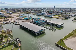 21515 San Luis Pass Rd, Galveston, TX 77554 - Photo 15