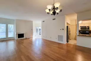 10811 Richmond Ave, Houston, TX 77042 - Photo 5