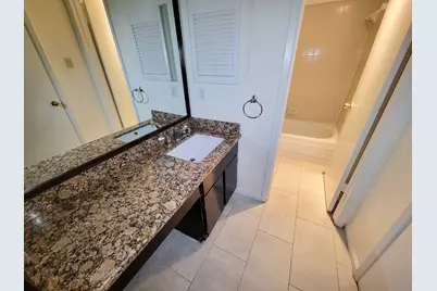 10811 Richmond Avenue #47, Houston, TX 77042 - Photo 13
