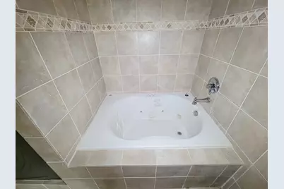 10811 Richmond Avenue #47, Houston, TX 77042 - Photo 23