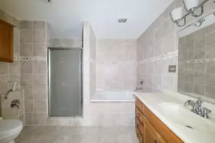 10811 Richmond Ave, Houston, TX 77042 - Photo 21