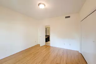 10811 Richmond Ave, Houston, TX 77042 - Photo 11