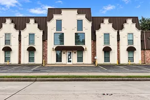 10802 Kingspoint Rd, Houston, TX 77075 - Photo 5