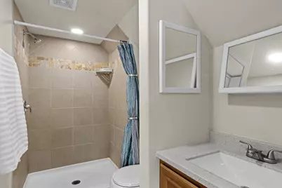 13231 Gulf Beach Drive, Freeport, TX 77541 - Photo 19