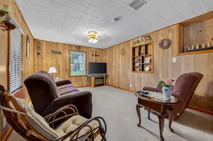 2718 Richmond St, Needville, TX 77461 - Photo 7