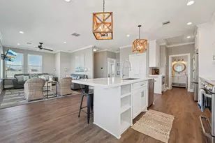 25114 Sausalito Dr, Galveston, TX 77554 - Photo 9