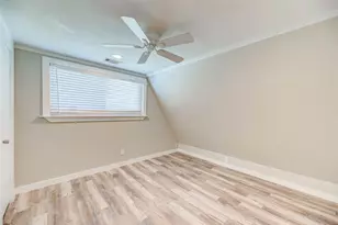 221 Crestmont St, Point Blank, TX 77364 - Photo 9