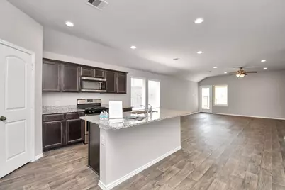 14206 West Rim Lane, Conroe, TX 77384 - Photo 17
