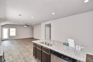 14206 W Rim Ln, Conroe, TX 77384 - Photo 21