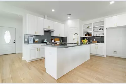 4126 Dorchester Street, Houston, TX 77016 - Photo 13