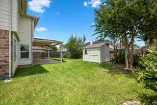 12202 Mardi Gras Dr, Houston, TX 77014 - Photo 35