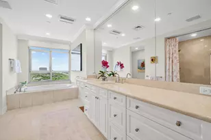 1100 Uptown Park Blvd, Houston, TX 77056 - Photo 17