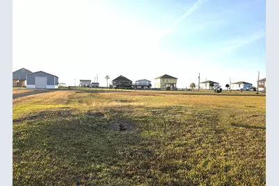 1 Mockingbird Lane, Anahuac, TX 77514 - Photo 5