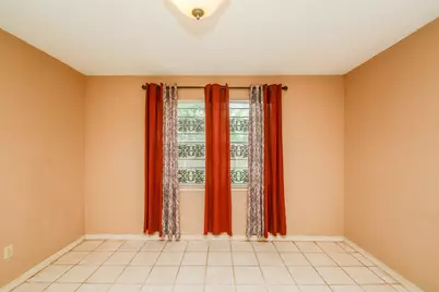 11810 Roandale Drive, Houston, TX 77048 - Photo 7