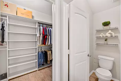 9805 Hunter Springs Drive, Conroe, TX 77306 - Photo 21
