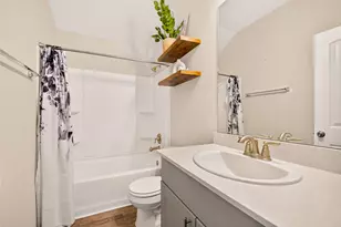 9805 Hunter Spgs Dr, Conroe, TX 77306 - Photo 23