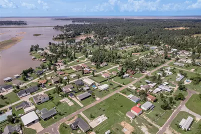 279 S Oak Lee Drive, Onalaska, TX 77360 - Photo 17