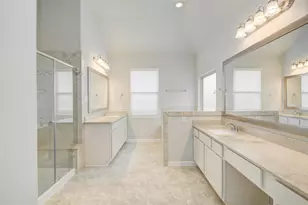 9624 Cambridge Manor Ln, Houston, TX 77045 - Photo 31