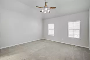 9624 Cambridge Manor Ln, Houston, TX 77045 - Photo 25