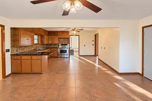 341 Jefferson St, Cat Spring, TX 78933 - Photo 7