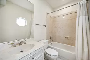 5809 Feagan St, Houston, TX 77007 - Photo 11