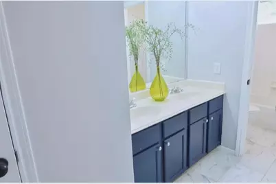 1410 Hunter Ridge Court, Fresno, TX 77545 - Photo 11