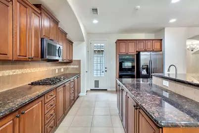 31 Middle Gate, The Woodlands, TX 77382 - Photo 7