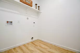 610 Austin St, West Columbia, TX 77486 - Photo 25