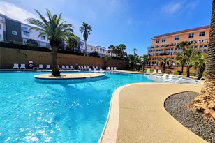 9520 Seawall Blvd, Galveston, TX 77554 - Photo 3