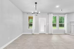 135 Teralyn Grove Loop, Conroe, TX 77318 - Photo 9