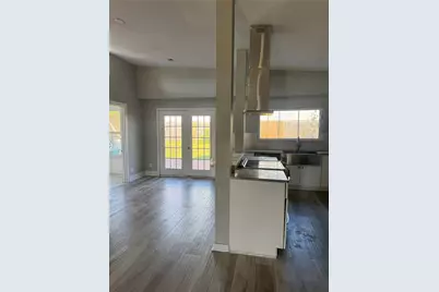 7526 Dearborn Street, Houston, TX 77055 - Photo 3