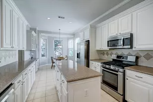 5217 Blossom St, Houston, TX 77007 - Photo 5