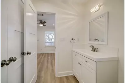 919 E 37th Street, Houston, TX 77022 - Photo 19