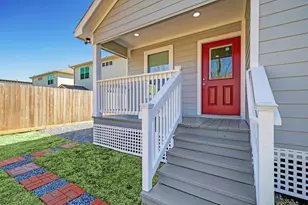 919 E 37th St, Houston, TX 77022 - Photo 29