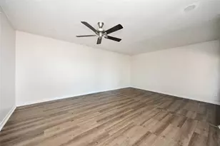 7706 Langley Rd, Houston, TX 77016 - Photo 7