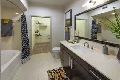 8877 Lakes At 610 Drive #147, Houston, TX 77054 - Photo 7