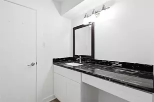 9407 Denbury Way, Houston, TX 77025 - Photo 37