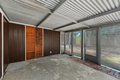 632 Meadowlawn Street, Shoreacres, TX 77571 - Photo 13